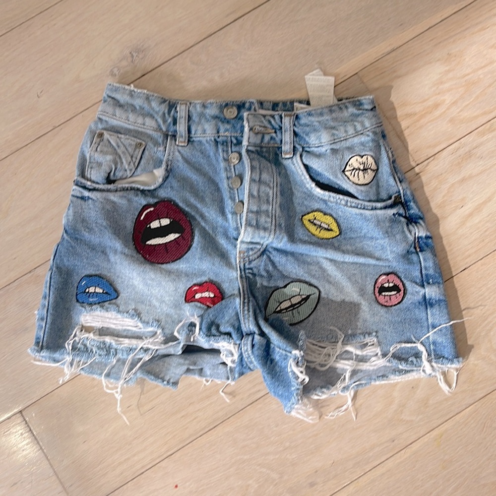 Zara short